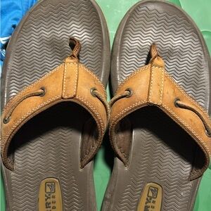 Sperry Men's Tan and Brown Flip-Flops